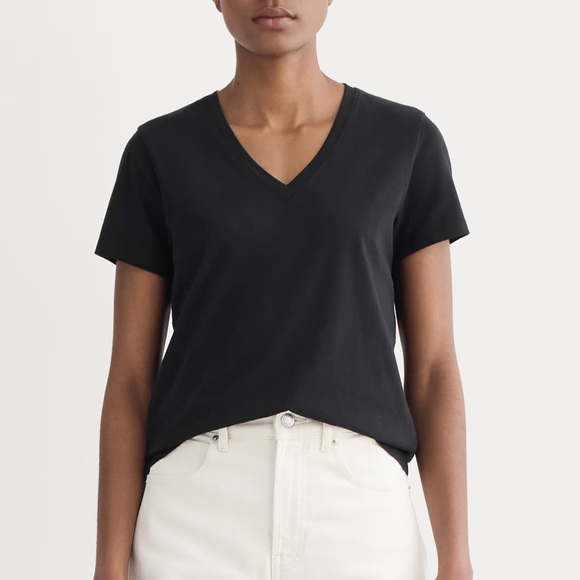 Everlane Tops - Everlane The Slim V-Neck Tee In Essential Cotton